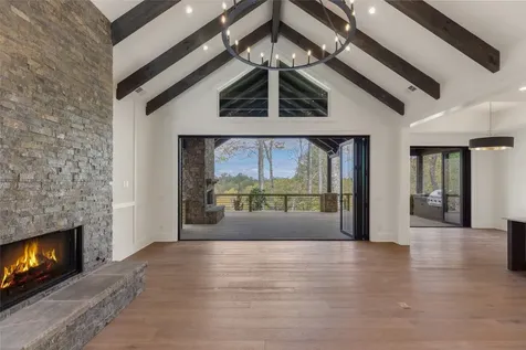 2385 Magnolia Drive Highlands NC 28741