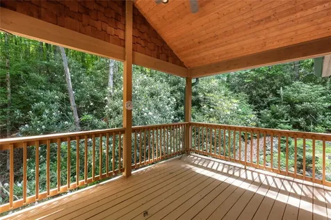 62 Plum Court Sapphire NC 28774