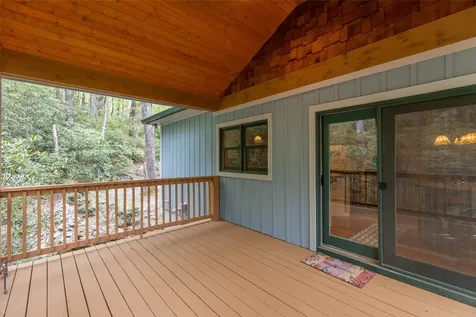 62 Plum Court Sapphire NC 28774