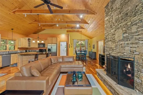 62 Plum Court Sapphire NC 28774