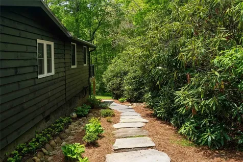 509 Crowe Drive Highlands NC 28741