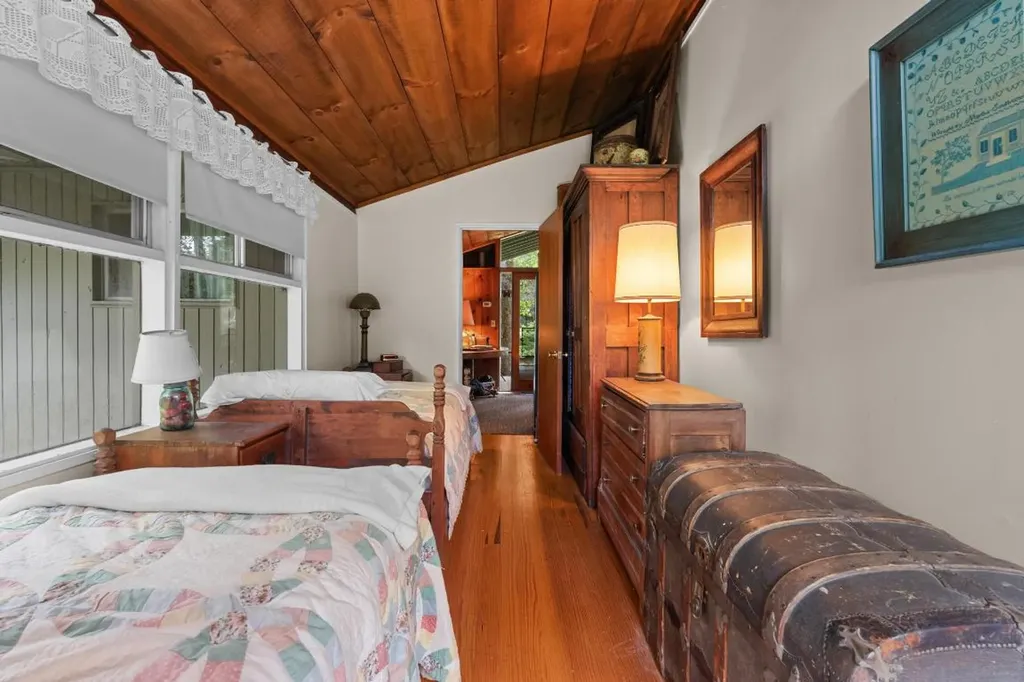 1145 Franklin Road Highlands NC 28741