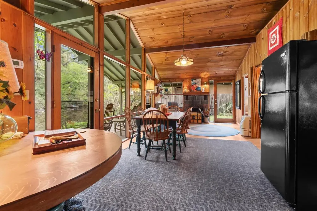 1145 Franklin Road Highlands NC 28741