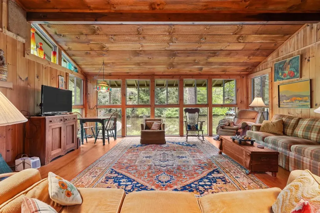 1145 Franklin Road Highlands NC 28741