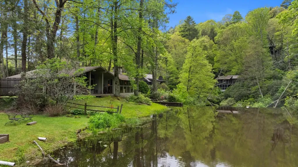 1145 Franklin Road Highlands NC 28741