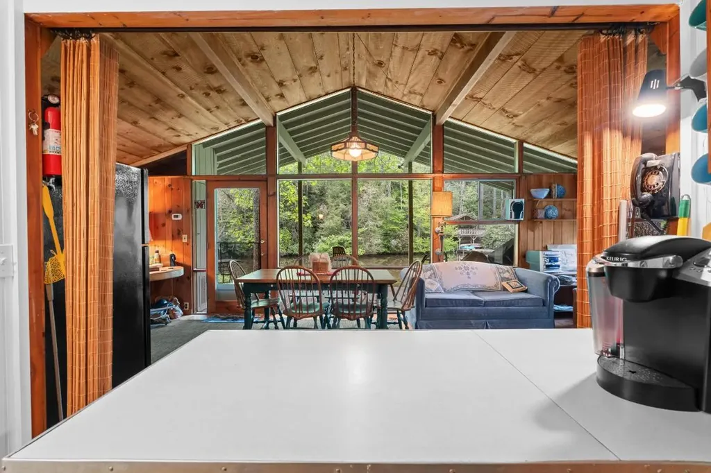 1145 Franklin Road Highlands NC 28741