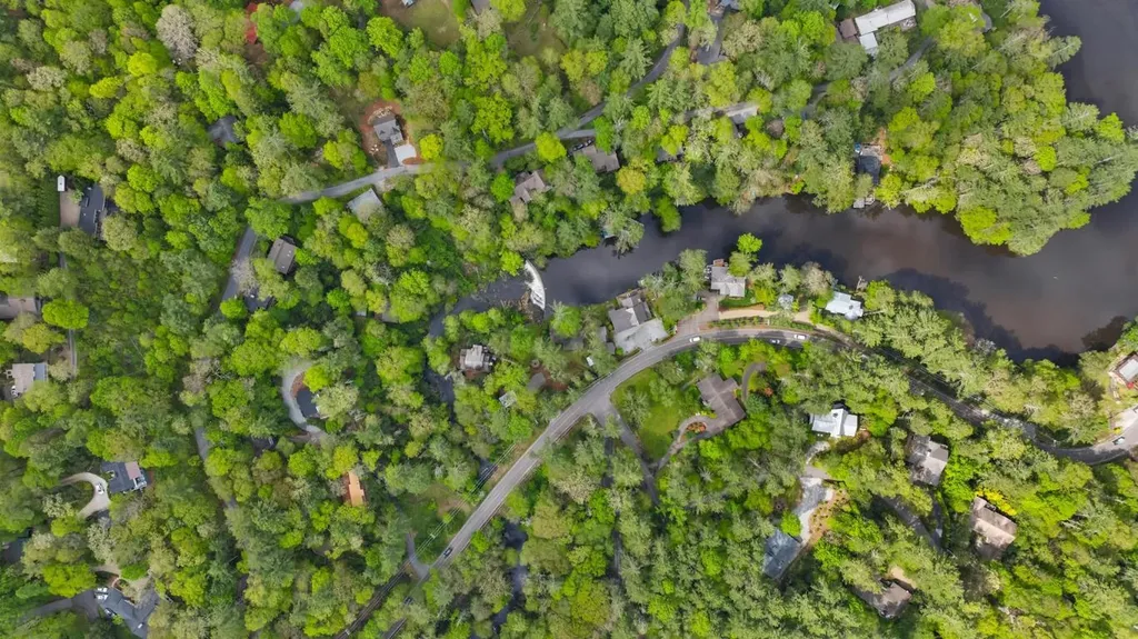 1145 Franklin Road Highlands NC 28741