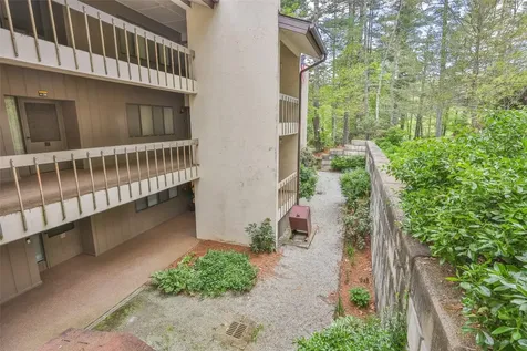 435 Overlook Road Sapphire NC 28774