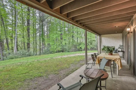 435 Overlook Road Sapphire NC 28774