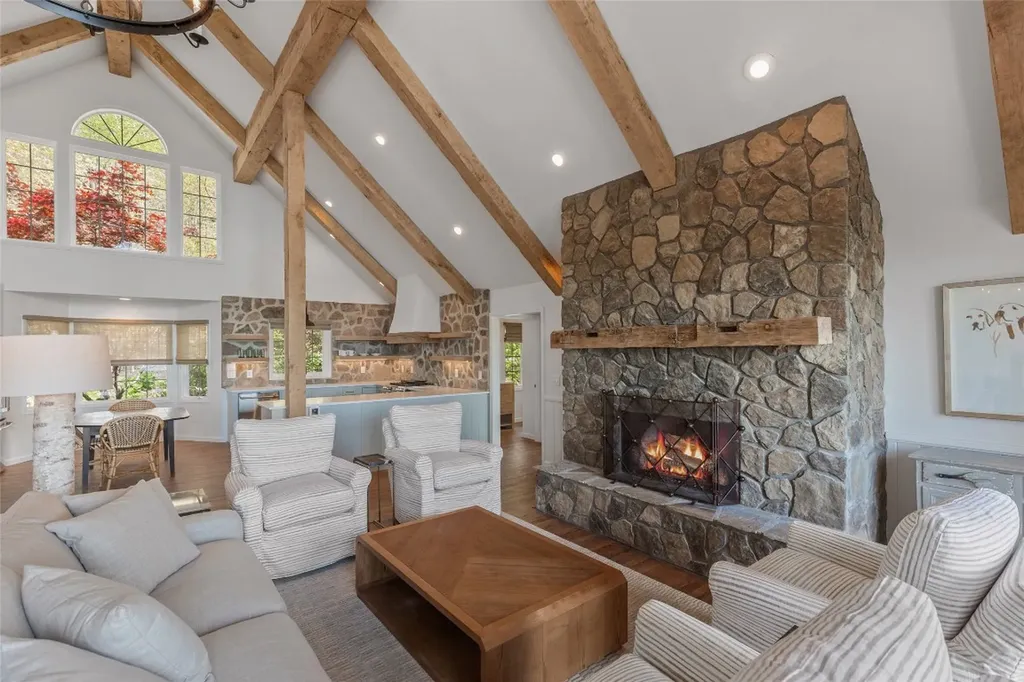 66 Summit Trail Highlands NC 28741