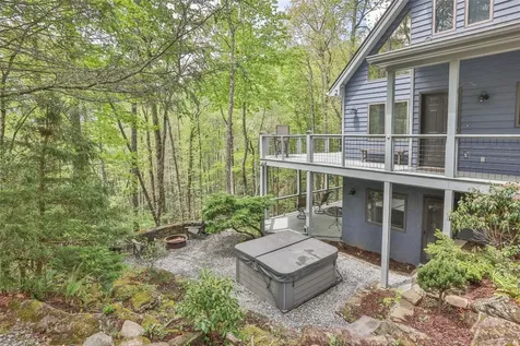 1245 Buckberry N Sapphire NC 28774