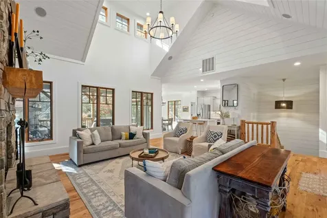 111 Chapel Hill Cashiers NC 28717