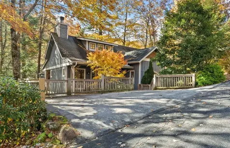 111 Chapel Hill Cashiers NC 28717