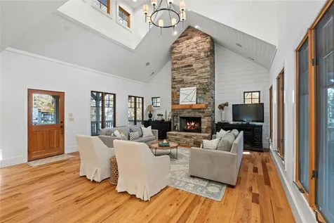 111 Chapel Hill Cashiers NC 28717