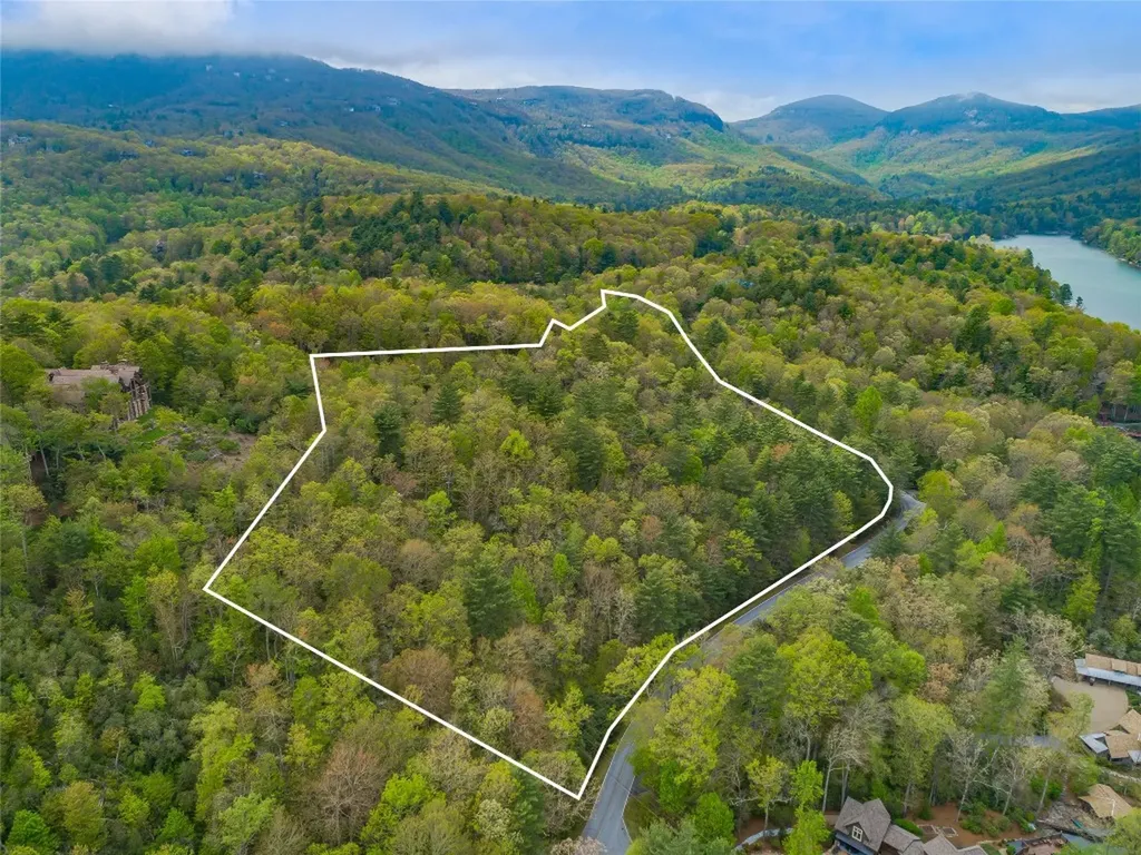 3539 West Club Boulevard Lake Toxaway NC 28747