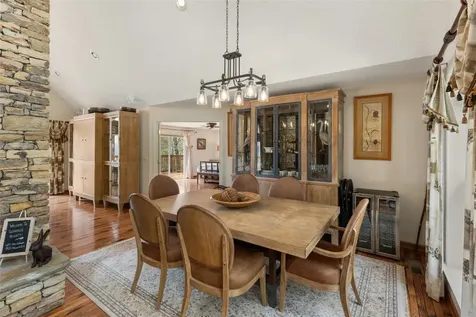 572 Mane Street Glenville NC 28736