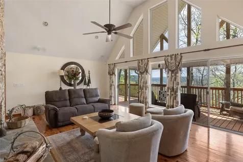 572 Mane Street Glenville NC 28736