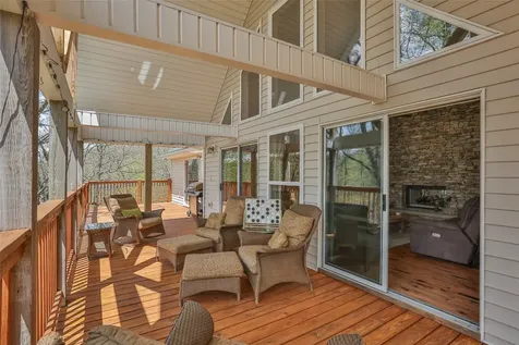 572 Mane Street Glenville NC 28736