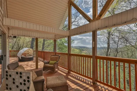 572 Mane Street Glenville NC 28736