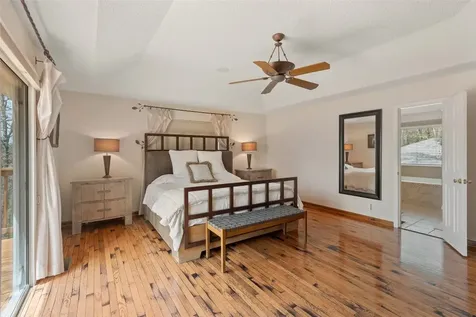 572 Mane Street Glenville NC 28736