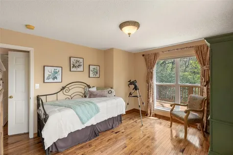 572 Mane Street Glenville NC 28736