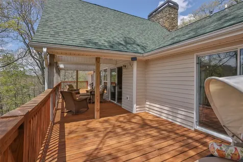 572 Mane Street Glenville NC 28736