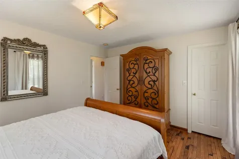 572 Mane Street Glenville NC 28736