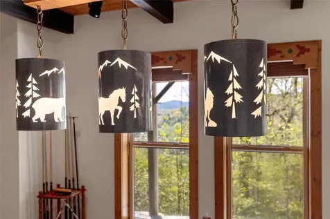 572 Mane Street Glenville NC 28736