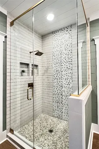 207 Comanche Road Cullowhee NC 28723