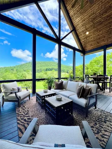 207 Comanche Road Cullowhee NC 28723