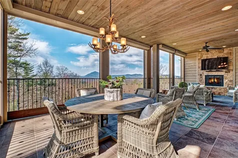 590 Chattooga Ridge Trail Cashiers NC 28717