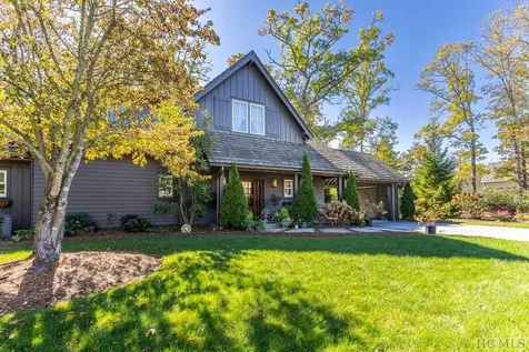 33 Cottage Walk Cashiers NC 28717
