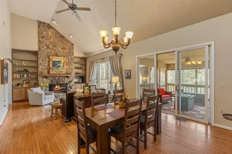 166 The Rapids Sapphire NC 28774