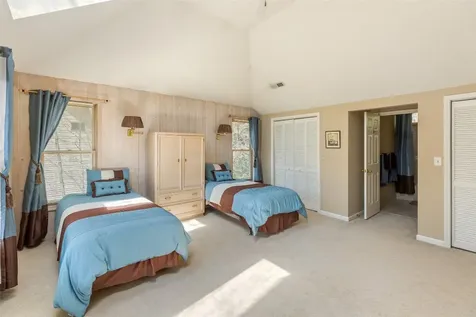 166 The Rapids Sapphire NC 28774