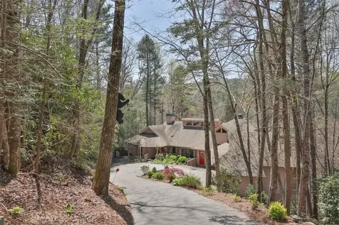 166 The Rapids Sapphire NC 28774