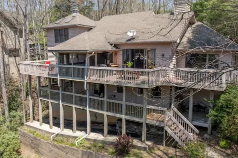 166 The Rapids Sapphire NC 28774