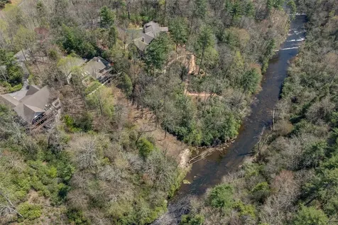 166 The Rapids Sapphire NC 28774