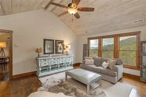 1725 Buckberry Drive Sapphire NC 28774