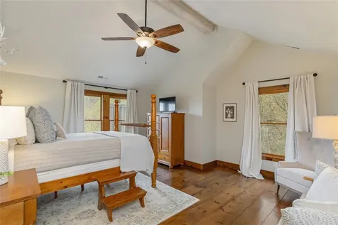 1725 Buckberry Drive Sapphire NC 28774