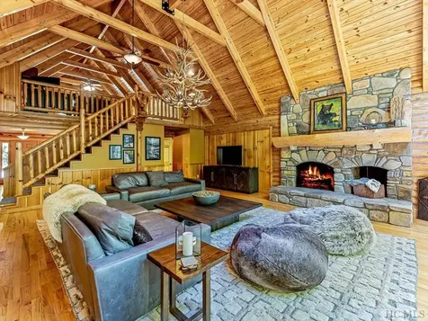 338 Fox Ridge Road Lake Toxaway NC 28747