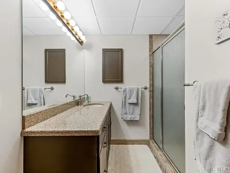 338 Fox Ridge Road Lake Toxaway NC 28747