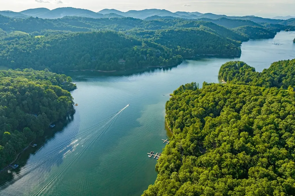 6 Tocami Club Drive Cullowhee NC 28723