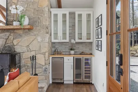 814 Dog Mountain Road Highlands NC 28741