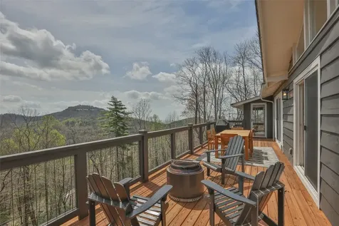 814 Dog Mountain Road Highlands NC 28741