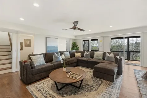 814 Dog Mountain Road Highlands NC 28741