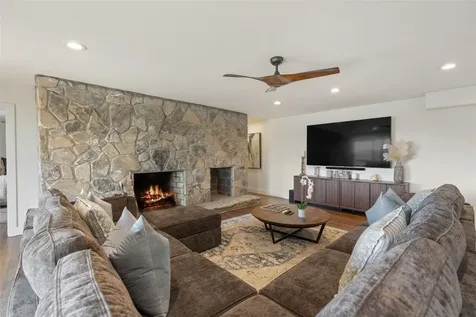 814 Dog Mountain Road Highlands NC 28741