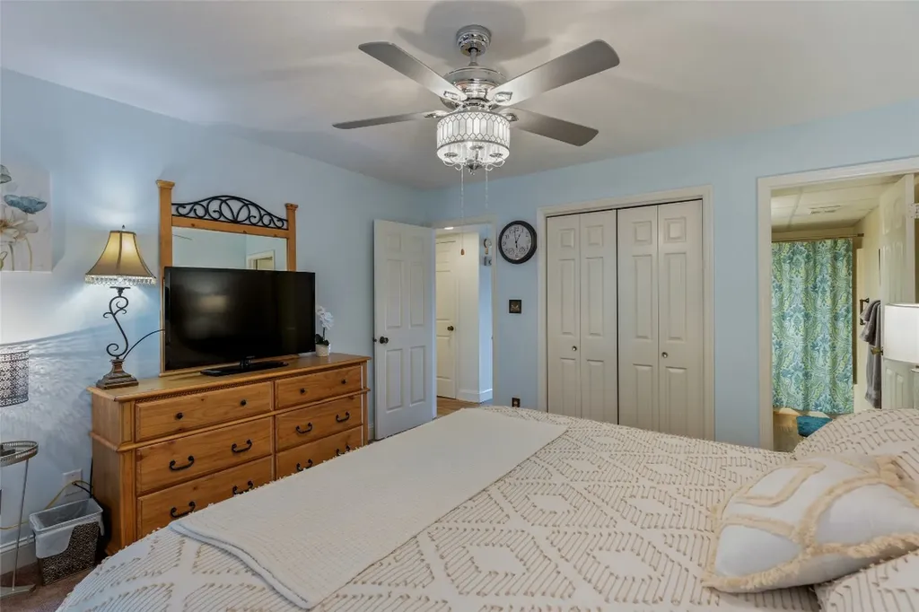 135 Toxaway Views Drive Lake Toxaway NC 28747