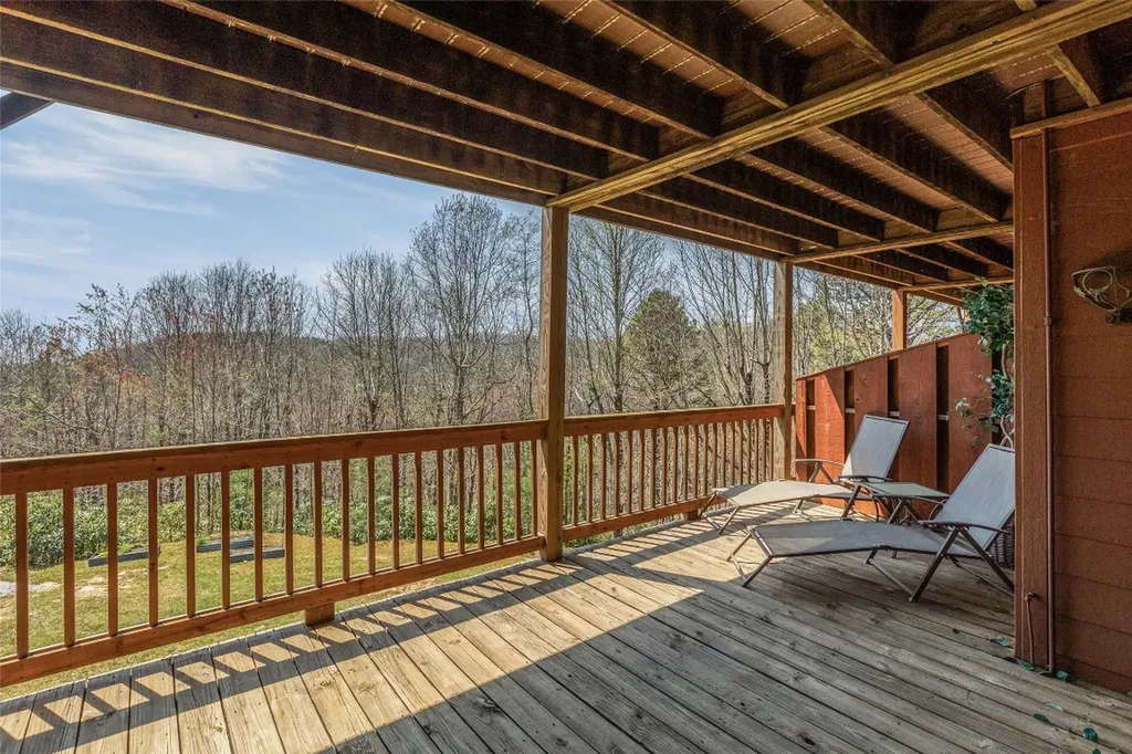 135 Toxaway Views Drive Lake Toxaway NC 28747