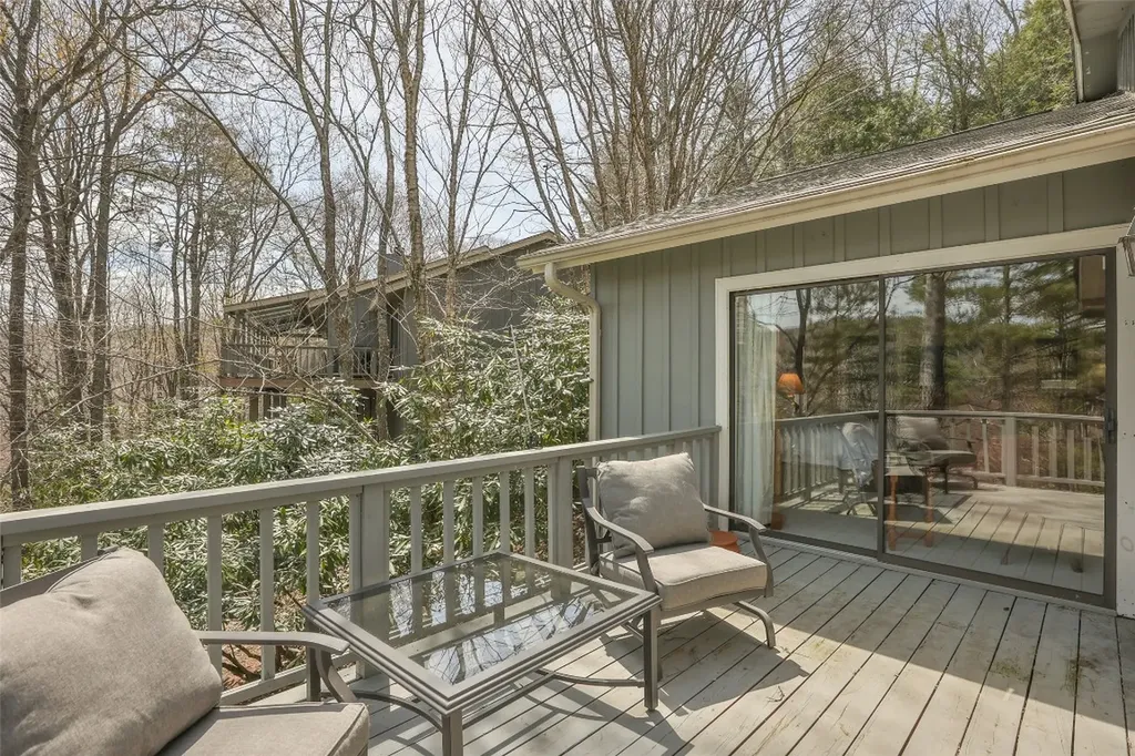 50 Ridge Lake Circle Highlands NC 28741