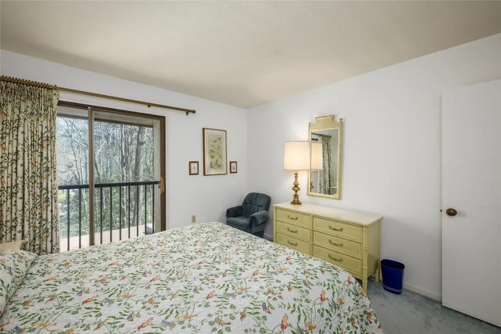 99 Dogwood Knob Lane Sapphire NC 28774